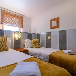 Bentleys Guest house